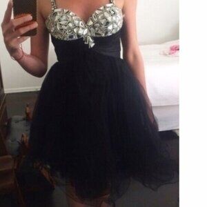 ‼️HOST PICK‼️ NWT Sherri Hill black beaded  dress Size 0